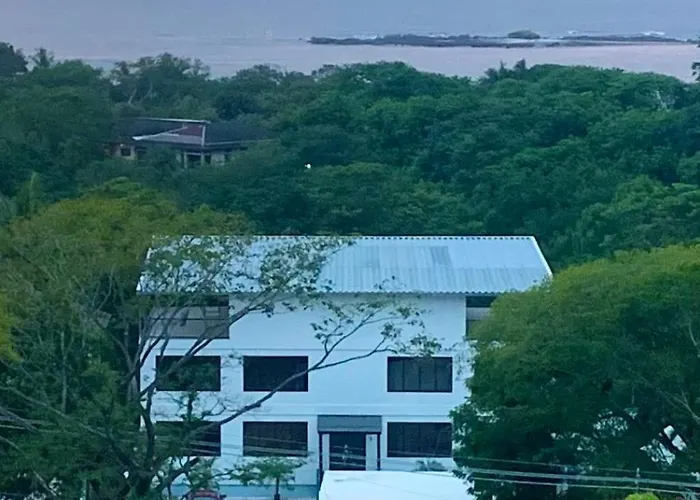 Whitestone Parkview Tamarindo